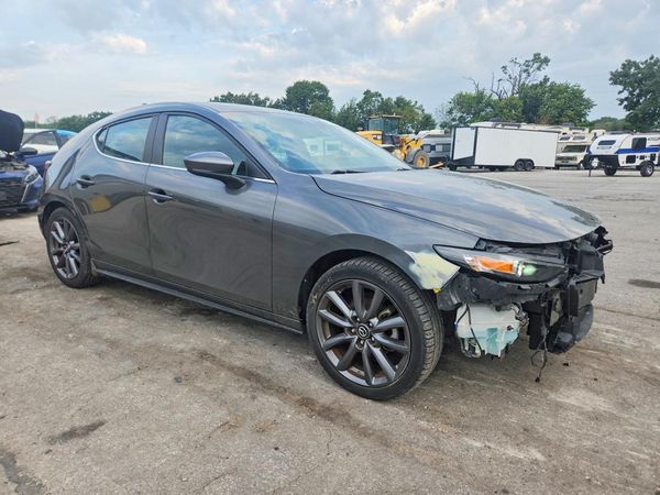 2021 MAZDA 3