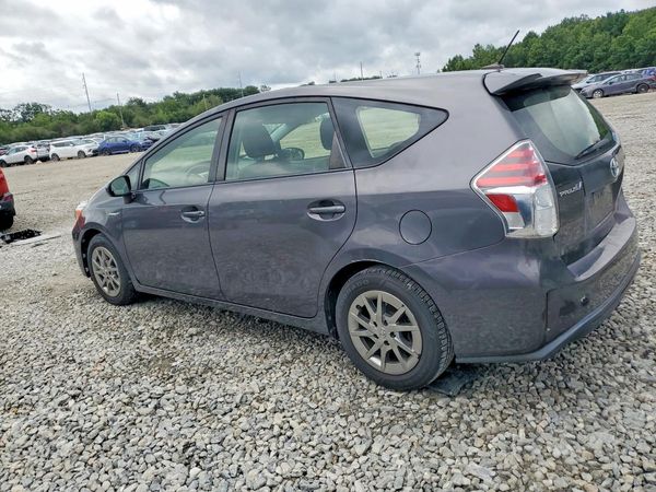 2016 TOYOTA PRIUS