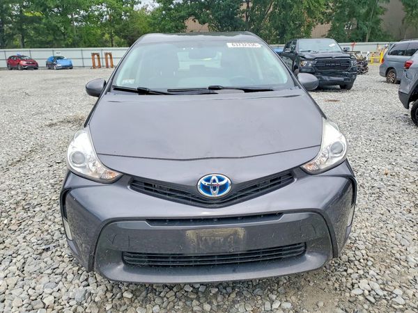 2016 TOYOTA PRIUS