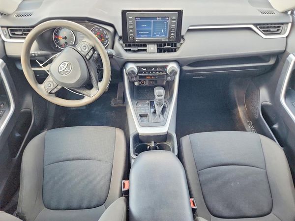 2022 TOYOTA RAV4 LE
