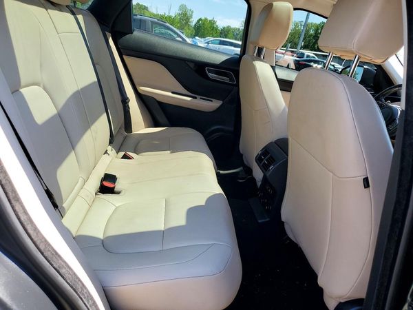 2018 JAGUAR F-PACE S