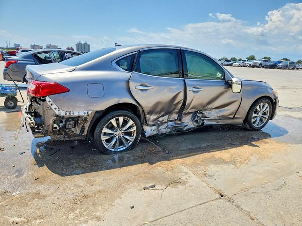 2013 INFINITI M37 — PSRA