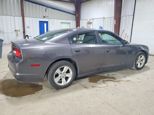 2013 DODGE CHARGER SE