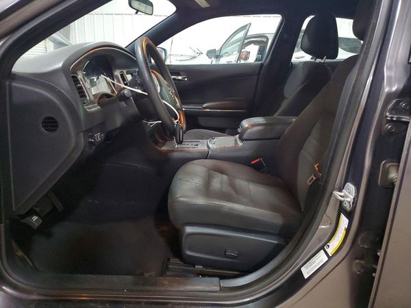 2013 DODGE CHARGER SE