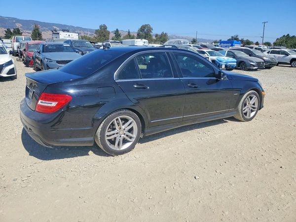 2012 MERCEDES-BENZ C