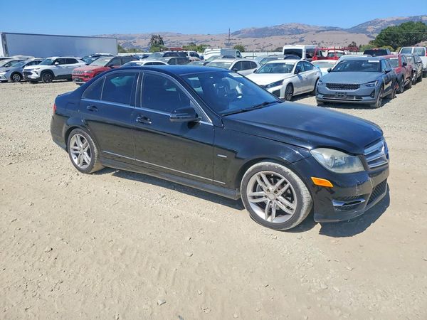 2012 MERCEDES-BENZ C