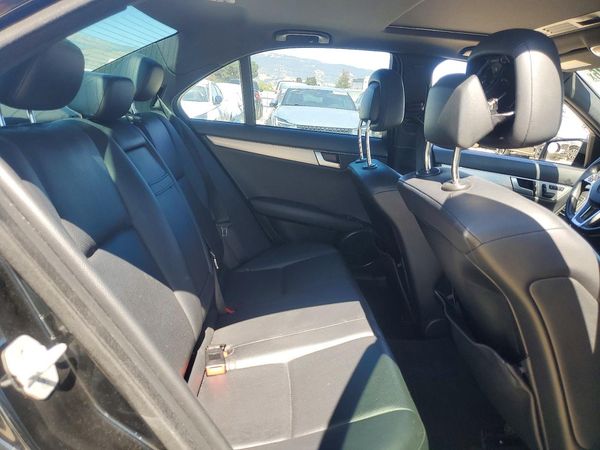 2012 MERCEDES-BENZ C