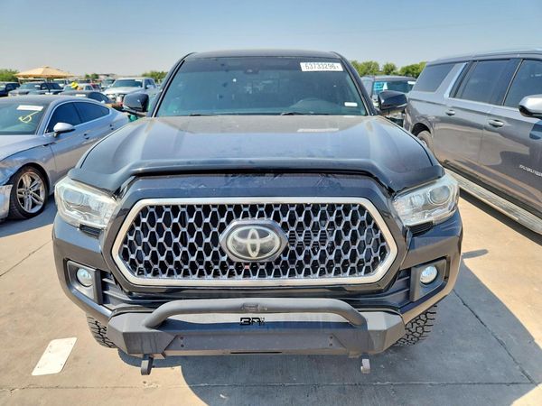 2019 TOYOTA TACOMA SR5