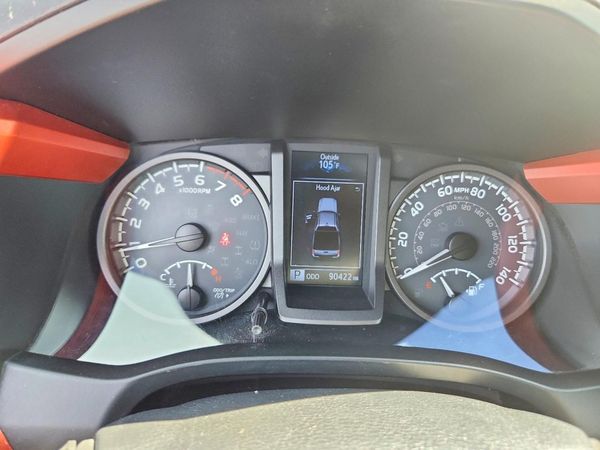 2019 TOYOTA TACOMA SR5
