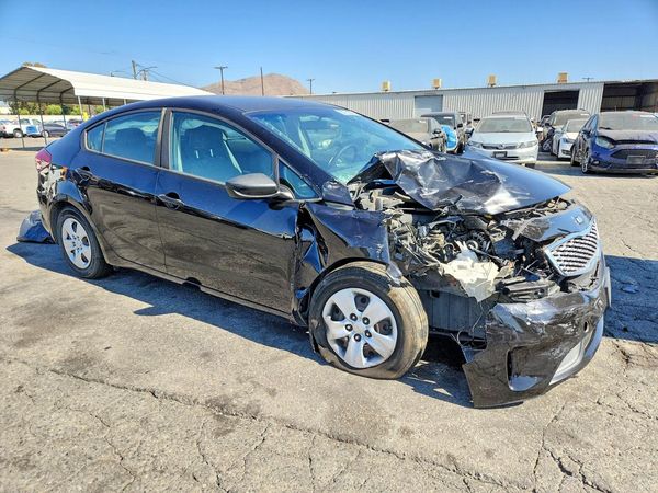 2018 KIA FORTE LX Base