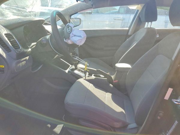 2018 KIA FORTE LX Base