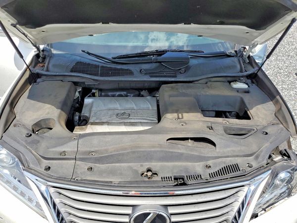2015 LEXUS RX350 — Engine bay