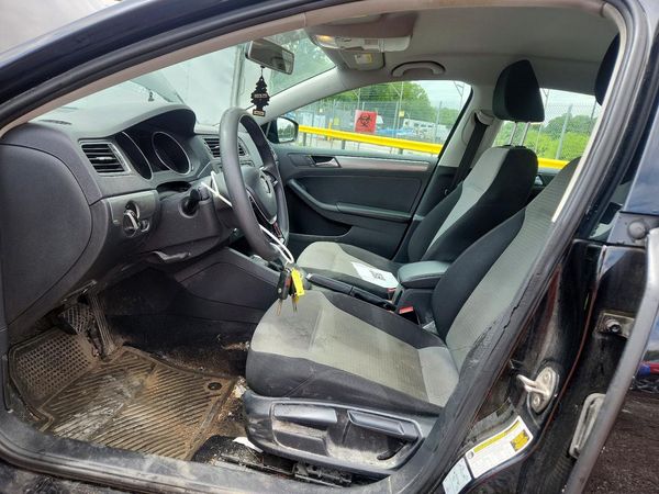 2018 VOLKSWAGEN JETTA