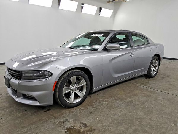 2016 DODGE CHARGER SXT