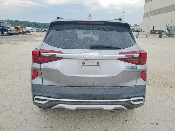 2022 KIA SELTOS EX
