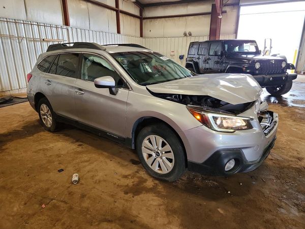 2018 SUBARU OUTBACK Premium