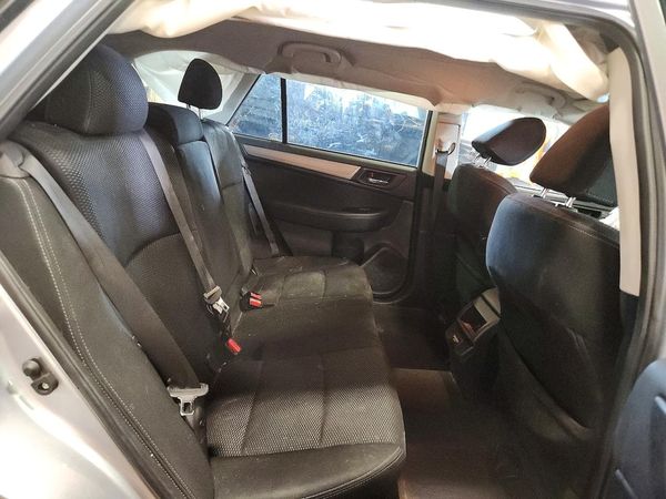 2018 SUBARU OUTBACK Premium