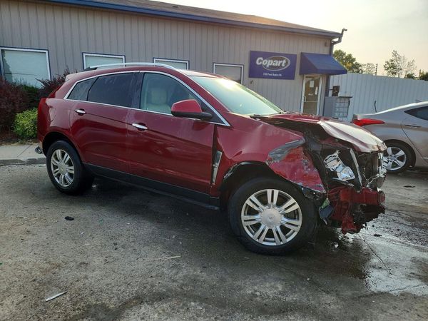2013 CADILLAC SRX Luxury