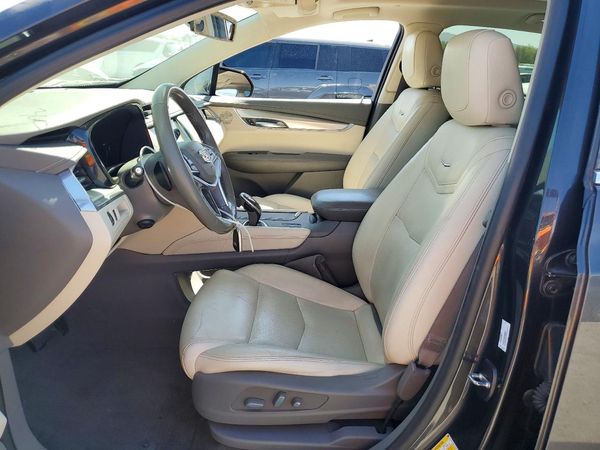 2018 CADILLAC XT5 Luxury