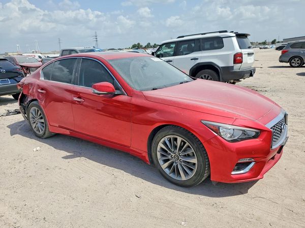 2022 INFINITI Q50