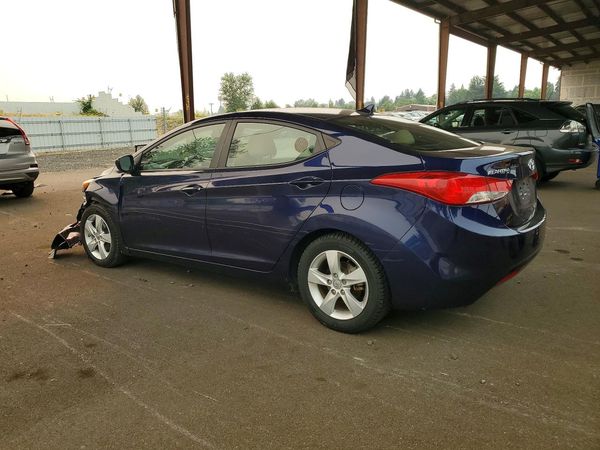 2013 HYUNDAI ELANTRA