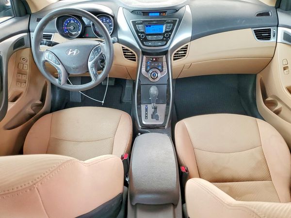 2013 HYUNDAI ELANTRA