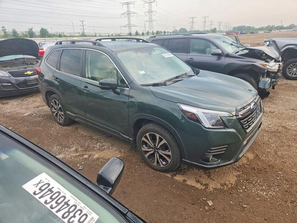 2022 SUBARU FORESTER Limited
