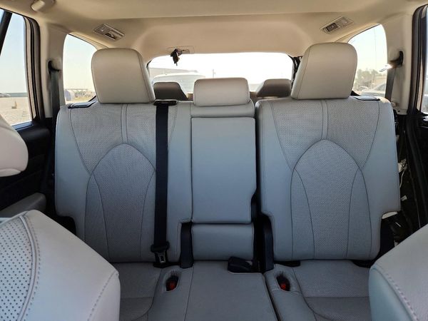2024 TOYOTA GRAND HIGHLANDER