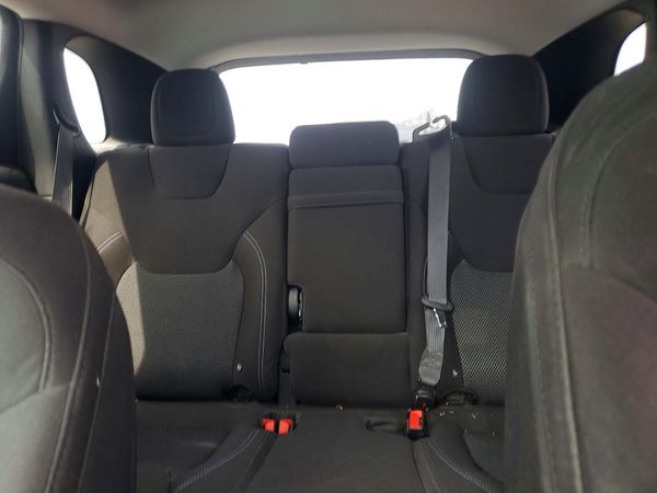 2019 JEEP CHEROKEE LATITUDE 4X4