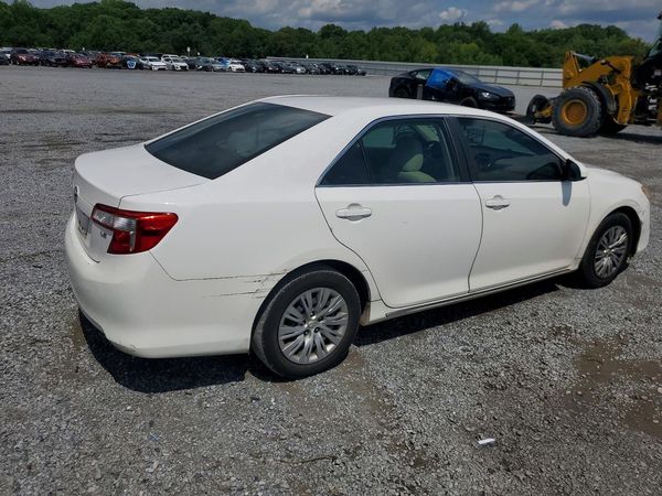 2013 TOYOTA CAMRY