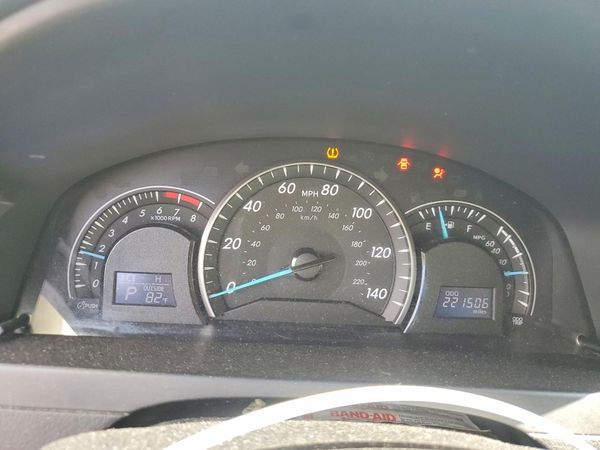 2013 TOYOTA CAMRY