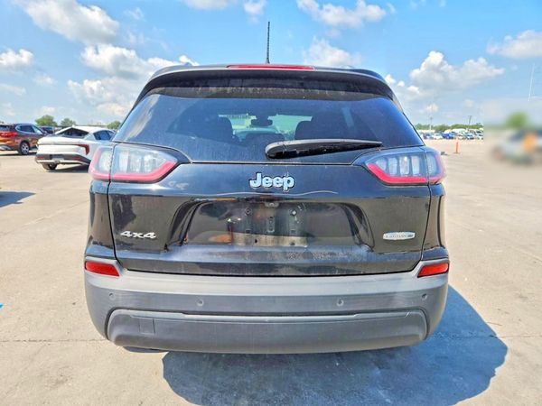 2020 JEEP CHEROKEE LATITUDE PLUS 4X4