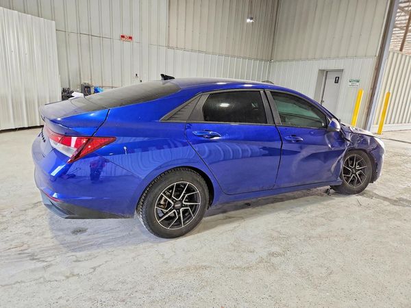 2022 HYUNDAI ELANTRA SEL w/Convenience Pkg