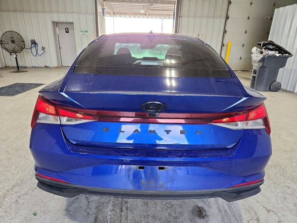 2022 HYUNDAI ELANTRA SEL w/Convenience Pkg
