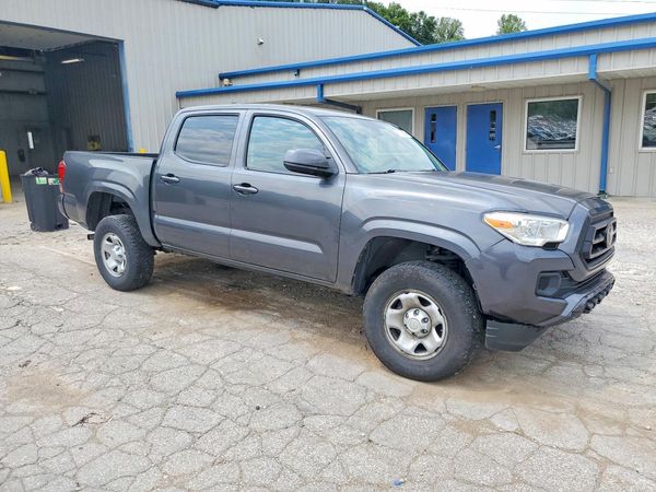 2020 TOYOTA TACOMA SR5