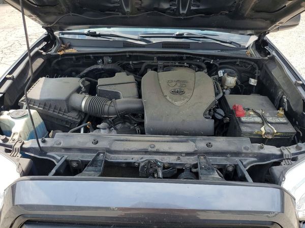 2020 TOYOTA TACOMA SR5