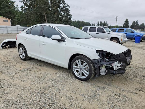 2013 VOLVO S60