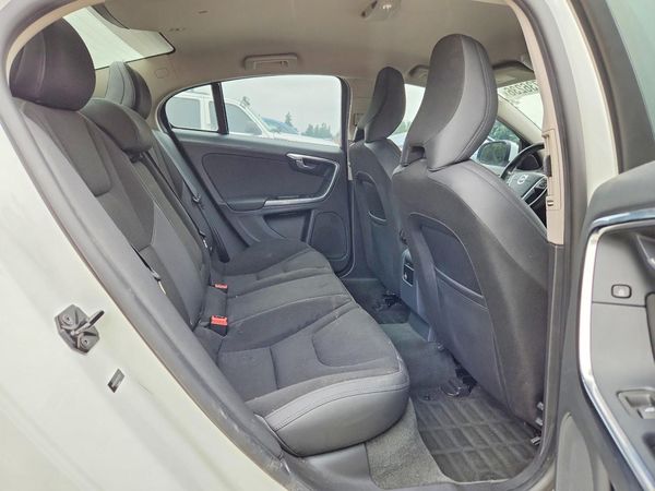 2013 VOLVO S60