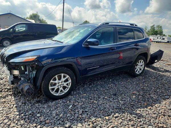 2018 JEEP CHEROKEE LATITUDE PLUS 4X4