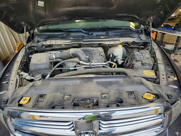 2015 RAM 1500 SLT