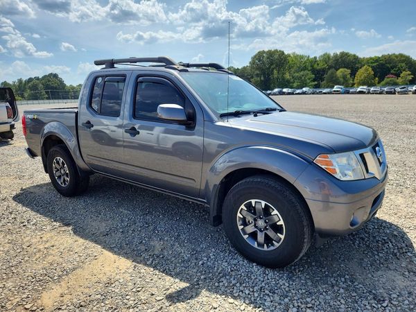 2020 NISSAN FRONTIER