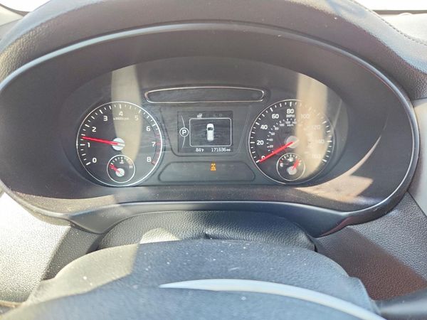 2017 KIA SORENTO L, LX