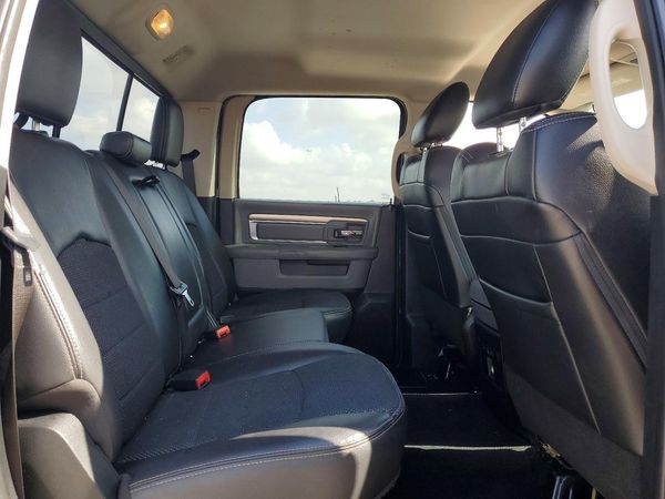 2018 RAM 1500 SLT