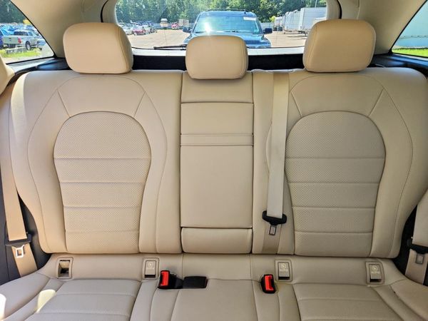 2017 MERCEDES-BENZ GLC GLC300