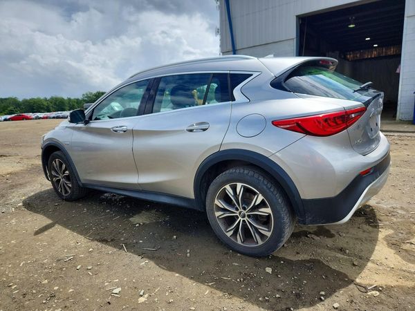 2017 INFINITI QX30