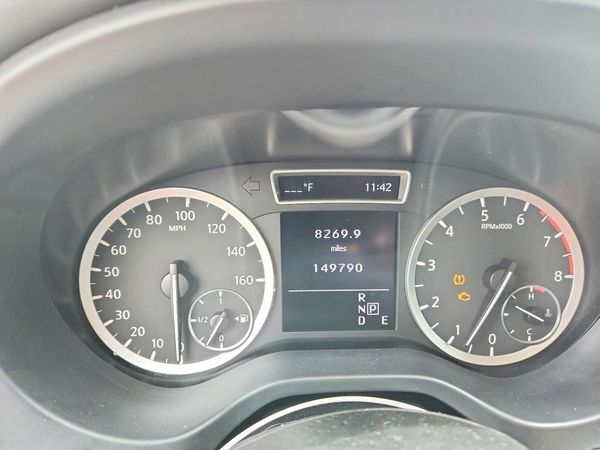 2017 INFINITI QX30
