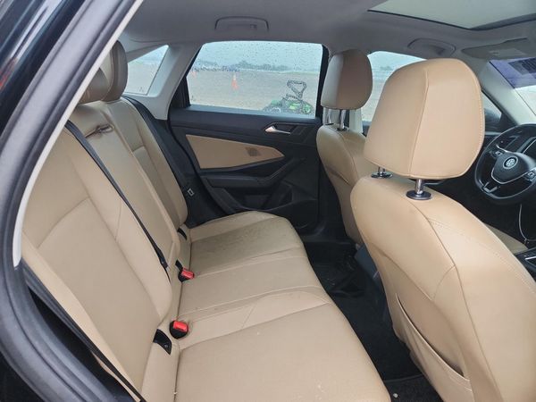 2019 VOLKSWAGEN JETTA S, SE, R-Line