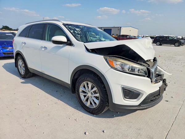 2018 KIA SORENTO L, LX