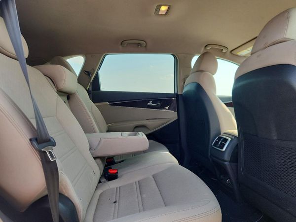 2018 KIA SORENTO L, LX