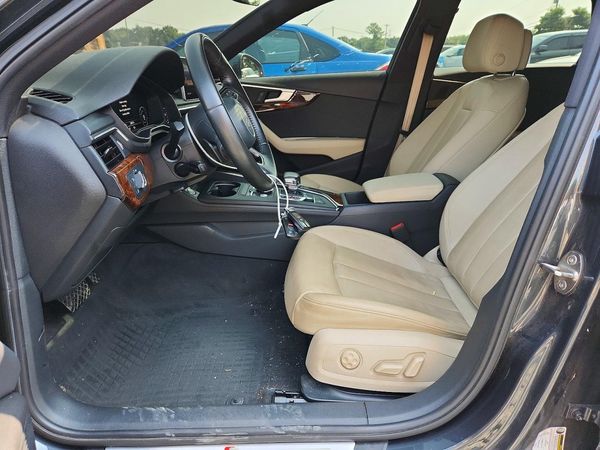 2017 AUDI A4 quattro Premium Plus